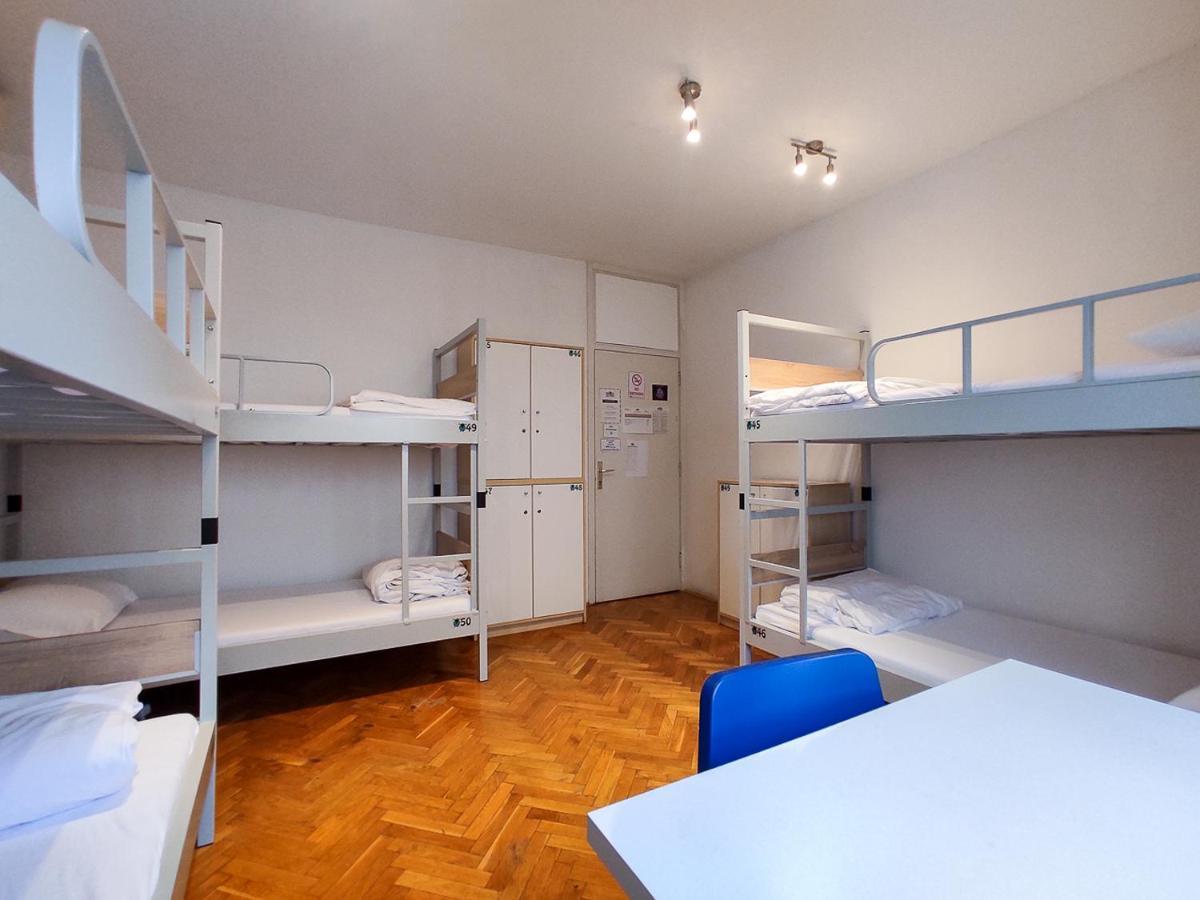 Whole Wide World Hostel Zágráb Kültér fotó