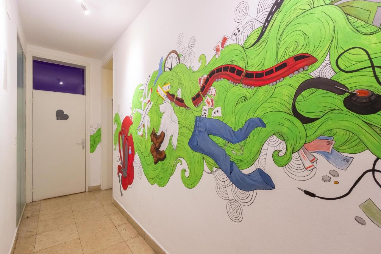Whole Wide World Hostel Zágráb Kültér fotó